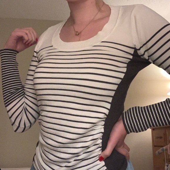 Striped sweater - Picture 1 of 4